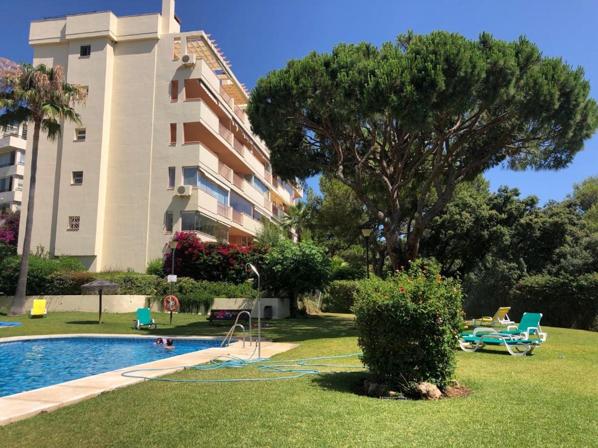 Beautiful Holiday Apartment 2 Bedroom Beach And Pool Malaga Marbella Calahonda Royale Mijas Costa Spain Exterior foto